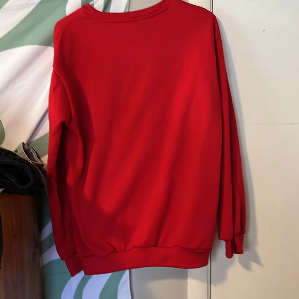 Red sweatshirt - Picture 3 of 4
